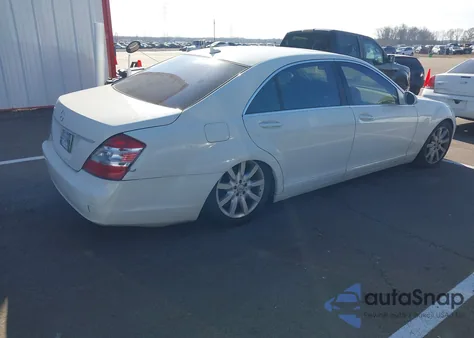 2007 Mercedes-Benz S 550 из США, поврежденный, VIN WDDNG71X37A139488